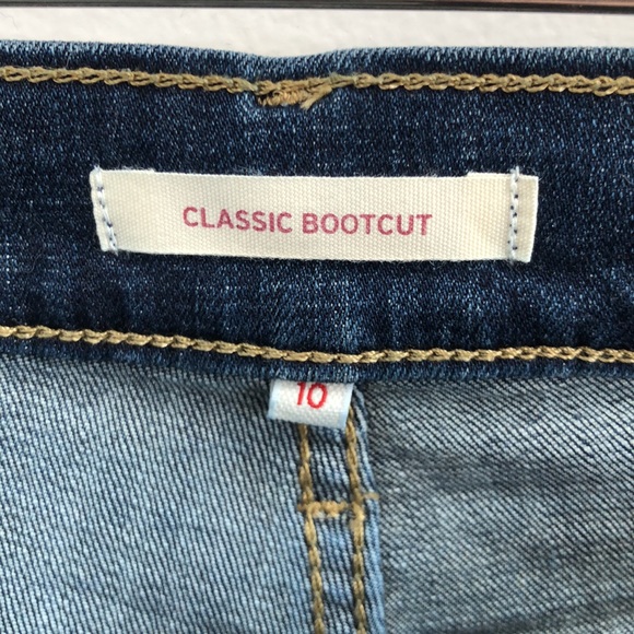 Levi Strauss & Co women’s jeans - Picture 4 of 13